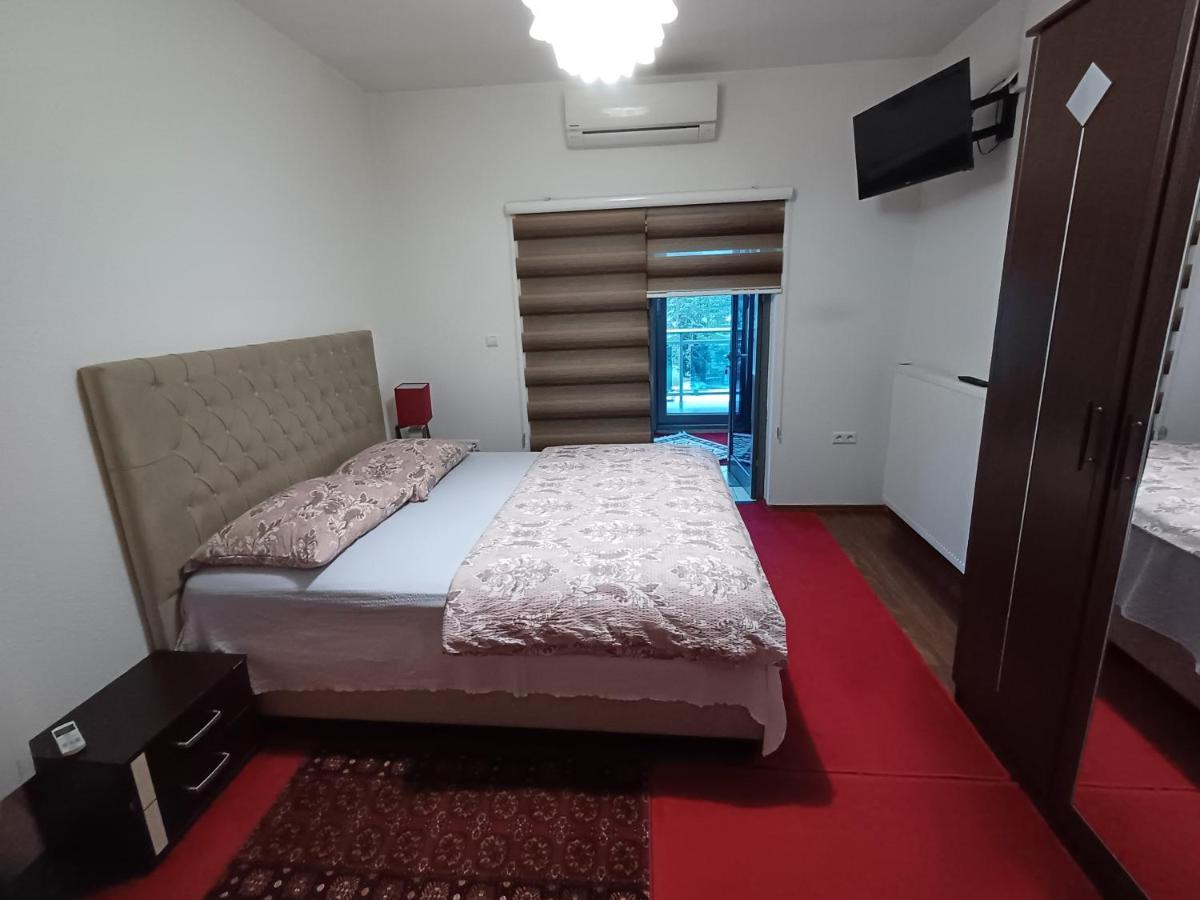 Hollywood Motel Podlugovi Zewnętrze zdjęcie